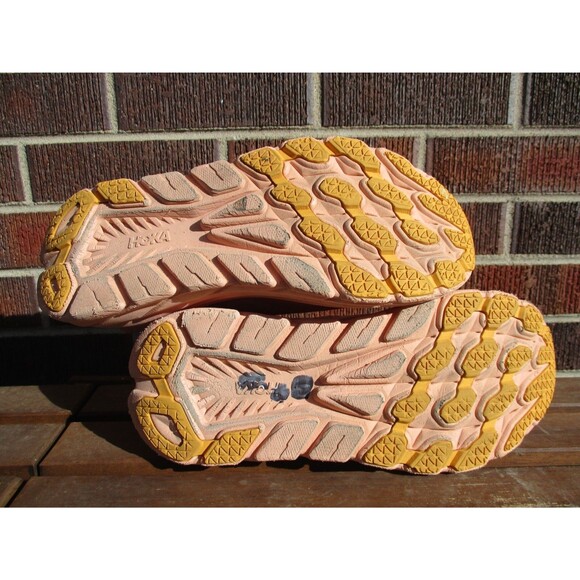Hoka One One Rincon 3 Women 10.5 B Peach Orange Athletic Running Shoes 1119396 - Picture 12 of 14
